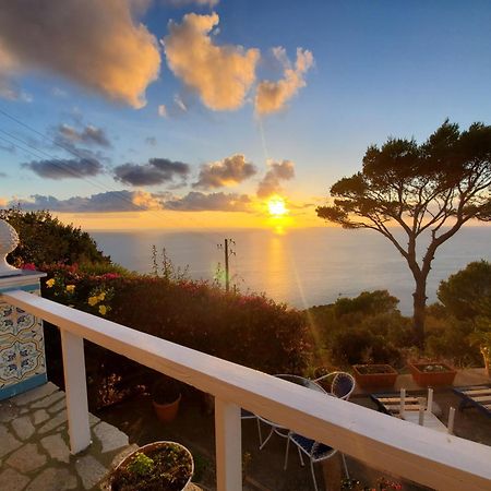 Bb La Guardiia Bed & Breakfast Anacapri  Exterior photo
