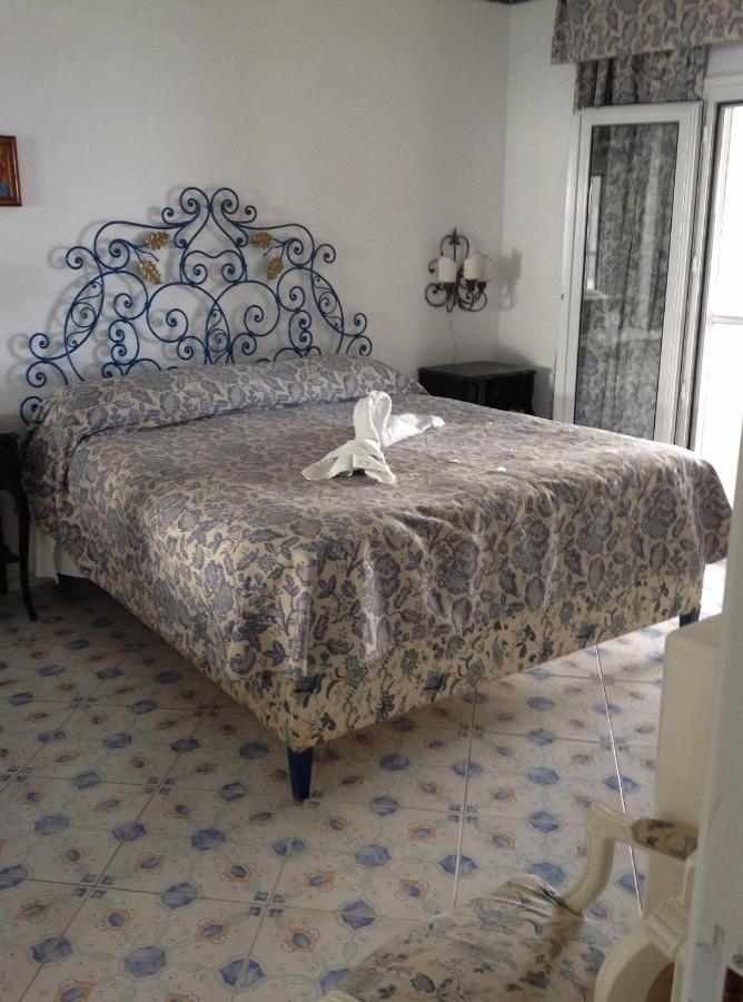 Bb La Guardiia Bed & Breakfast Anacapri  Exterior photo