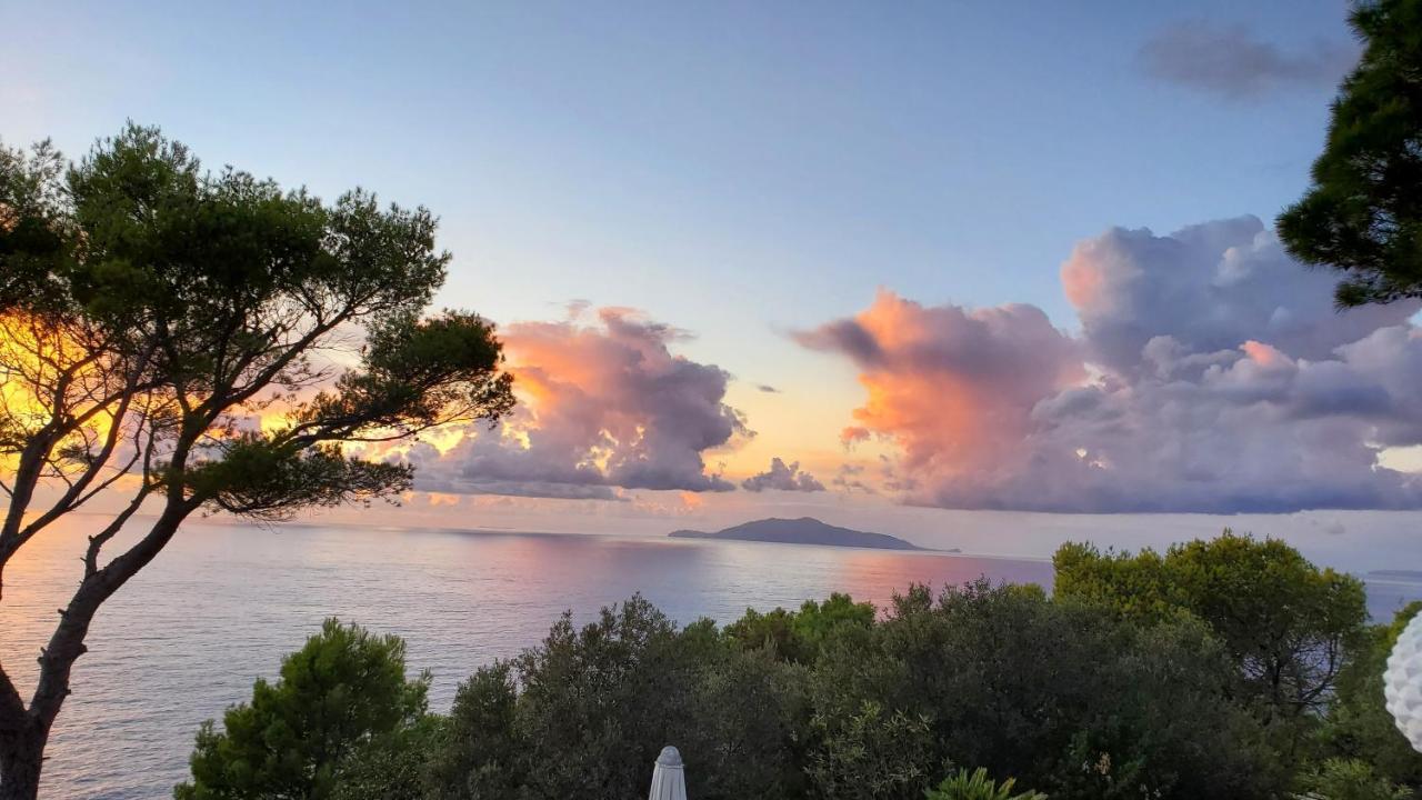 Bb La Guardiia Bed & Breakfast Anacapri  Exterior photo