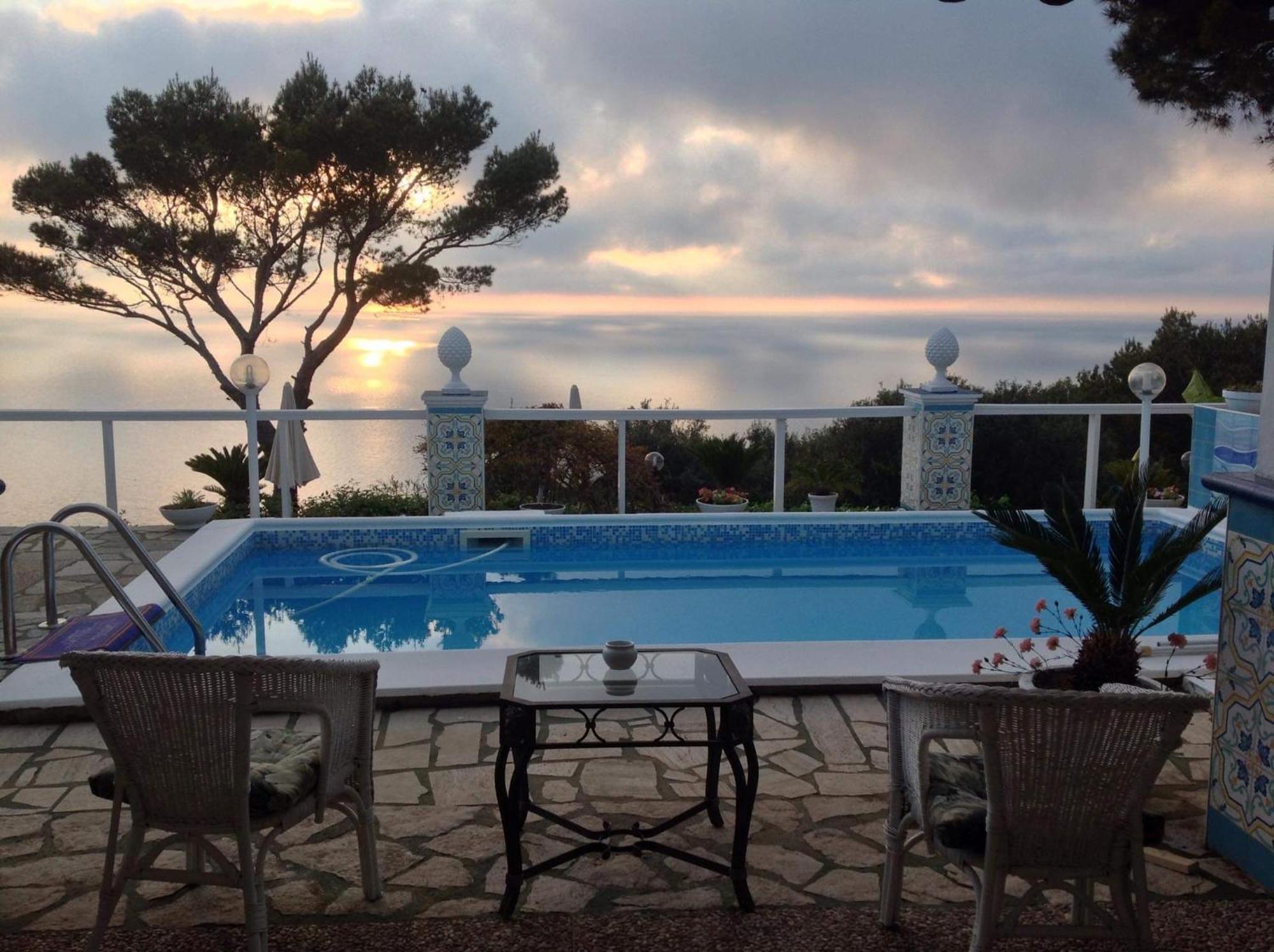 Bb La Guardiia Bed & Breakfast Anacapri  Exterior photo